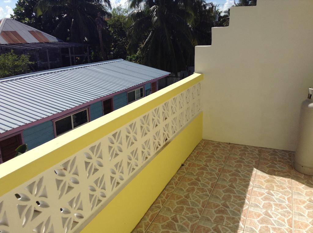 Panchos Villas Caye Caulker Esterno foto
